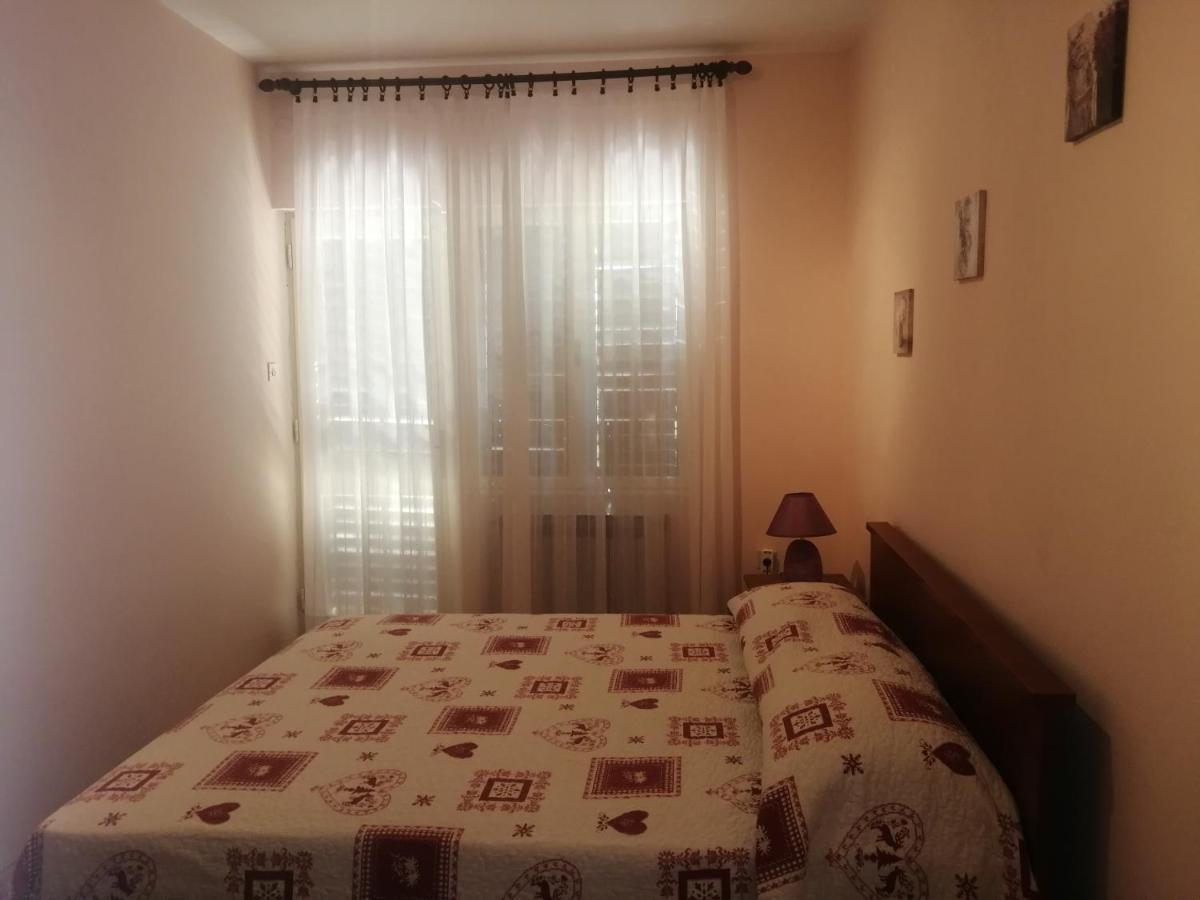 Apartment Vera, 80 M From The Sea Новиград Экстерьер фото