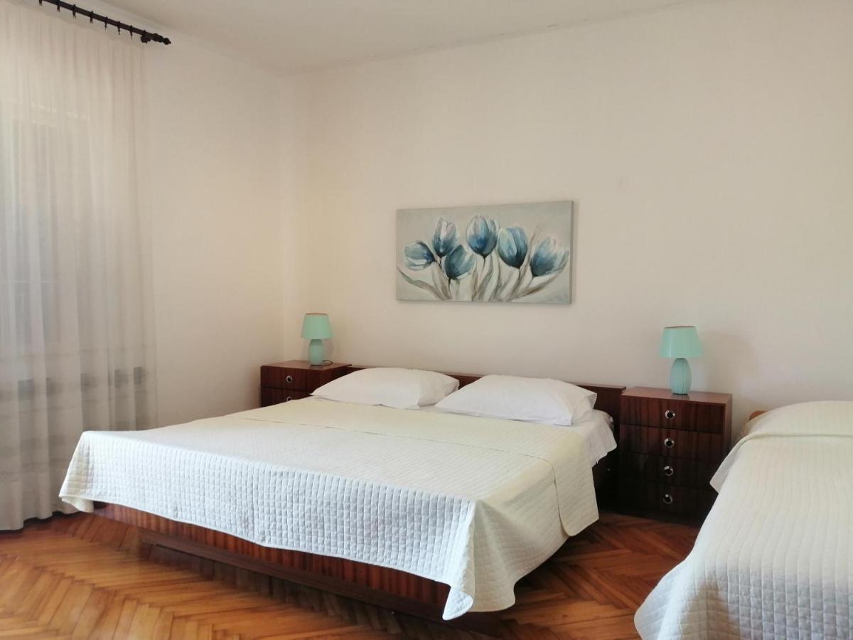 Apartment Vera, 80 M From The Sea Новиград Экстерьер фото