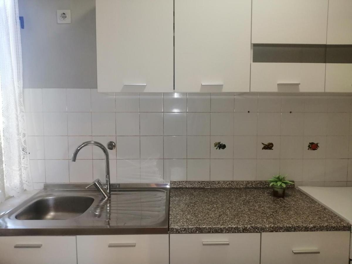 Apartment Vera, 80 M From The Sea Новиград Экстерьер фото